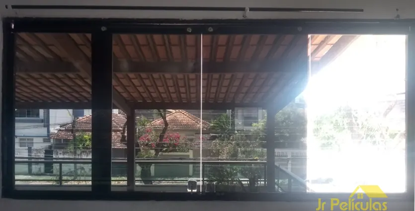 Película de Controle Solar Proteja seus Ambientes do Calor Excessivo